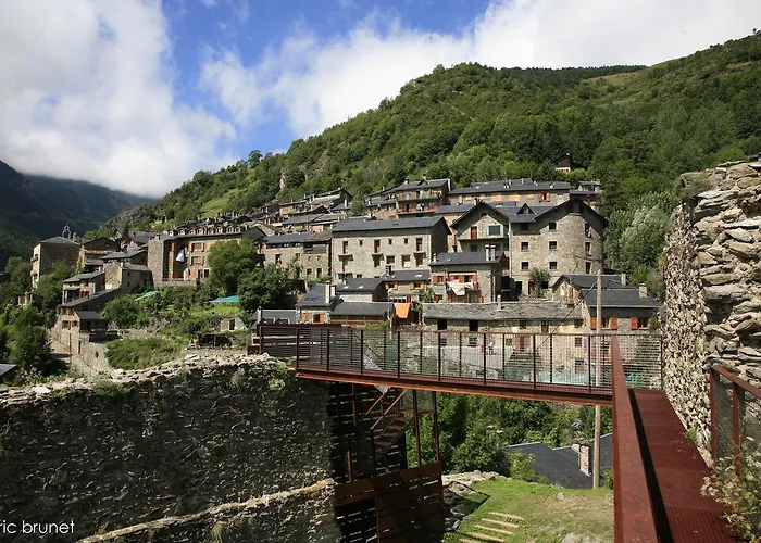 Rural L'ortiga Blanca Отель Керальбс